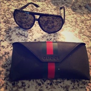 Black Gucci Aviators